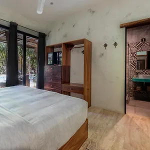 Trece Lunas Apartahotel Tulum